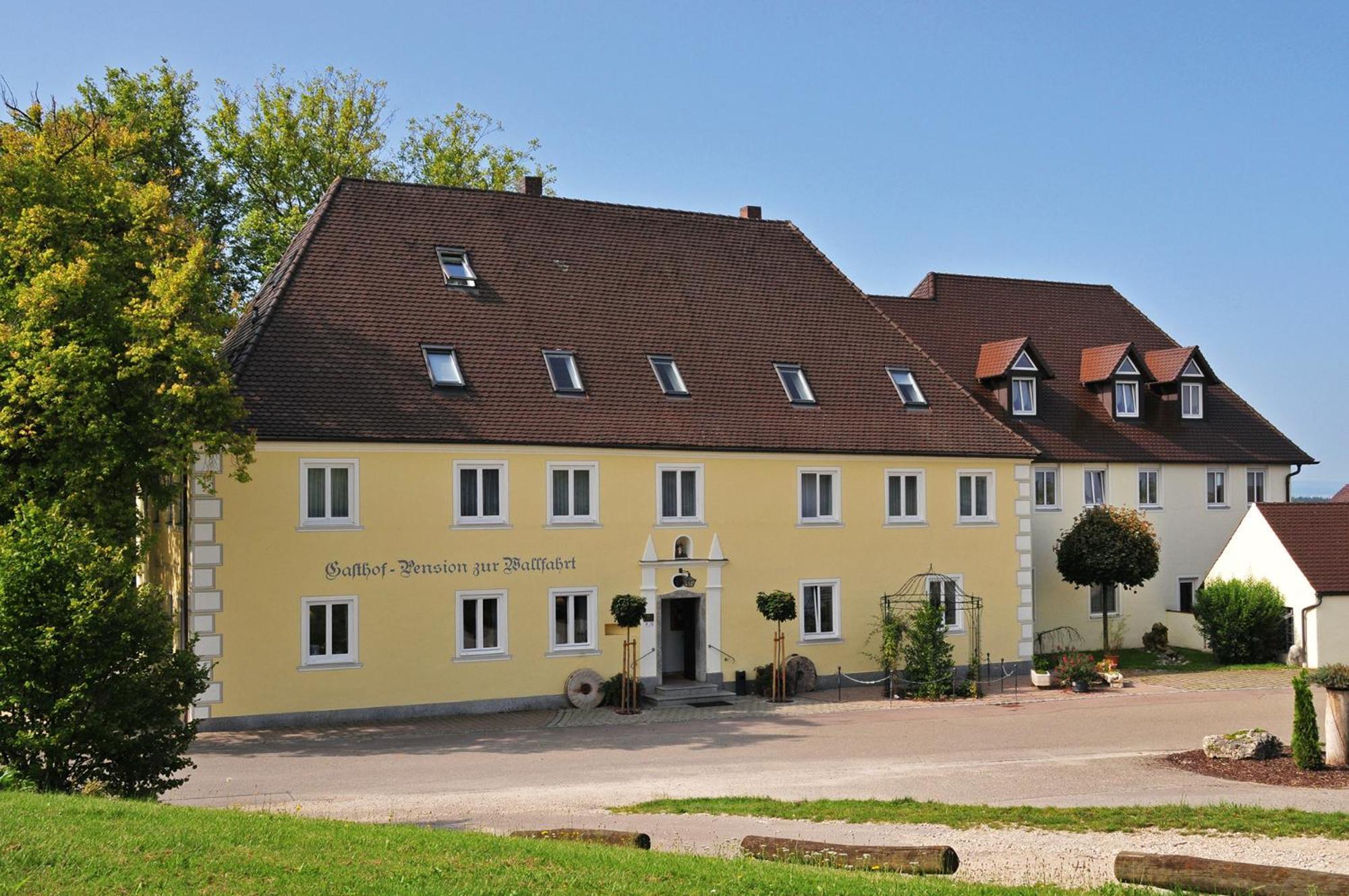 Wallfahrtswirt Wemding Экстерьер фото